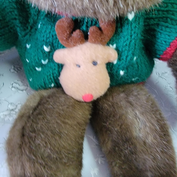 Vintage Christmas Holiday Moose Reindeer Plush with Sweater Yangjee - Picture 4 of 12